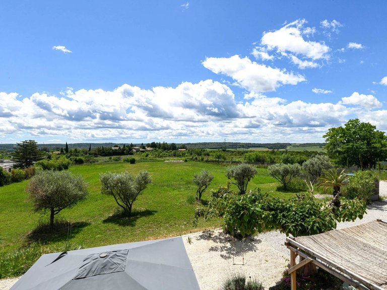 Villa for Sale in Uzes, Uzes Area 14