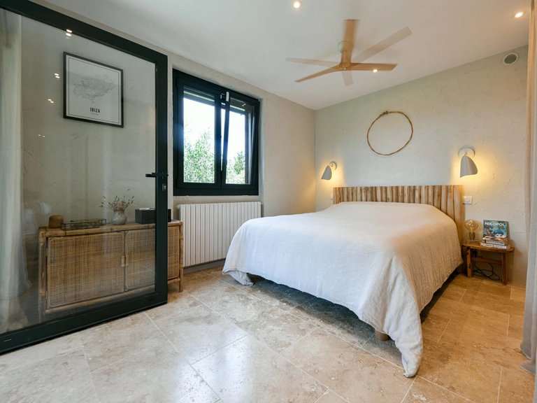 Villa for Sale in Uzes, Uzes Area 16