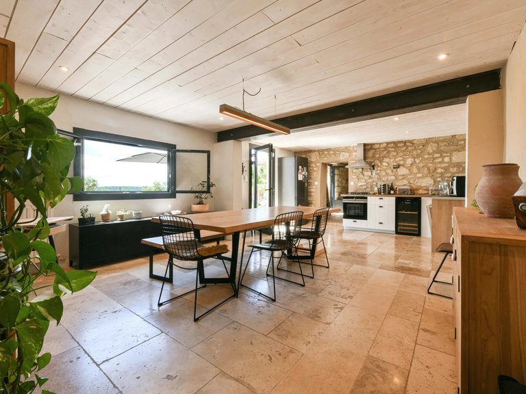 Villa for Sale in Uzes, Uzes Area 4