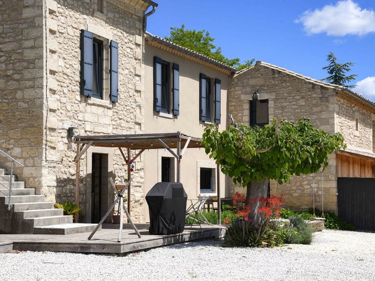 Villa for Sale in Uzes, Uzes Area 8
