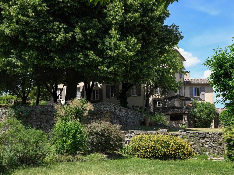 Villa for Sale in Uzes, Uzes Area 11