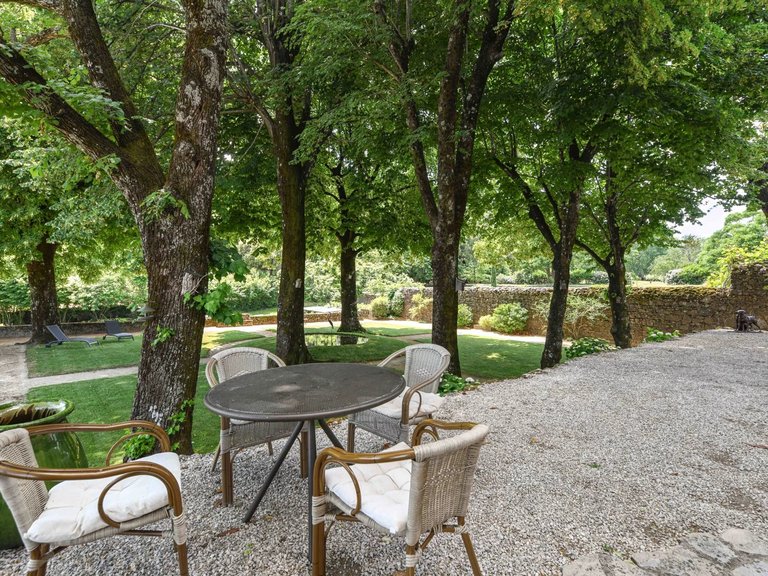 Villa for Sale in Uzes, Uzes Area 8
