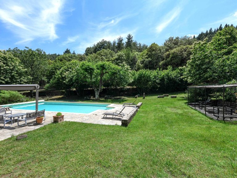 Villa for Sale in Uzes, Uzes Area 10