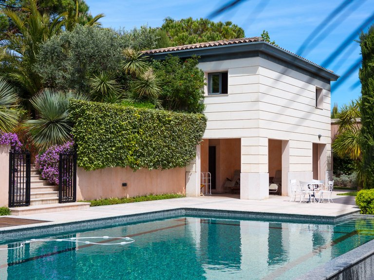 Villa for Sale in Cap D Antibes, Antibes Area 4