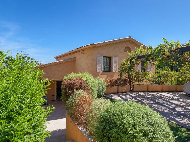 Villa for Sale in Cap D Antibes, Antibes Area 12