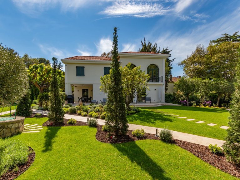 Villa for Sale in Cap D Antibes, Antibes Area 16