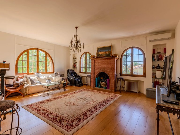 Villa for Sale in Cap D Antibes, Antibes Area 4