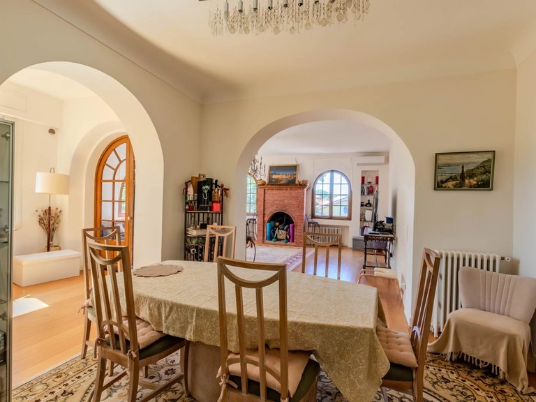 Villa for Sale in Cap D Antibes, Antibes Area 7