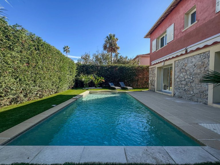 Villa for Sale in Cap D Antibes, Antibes Area 1
