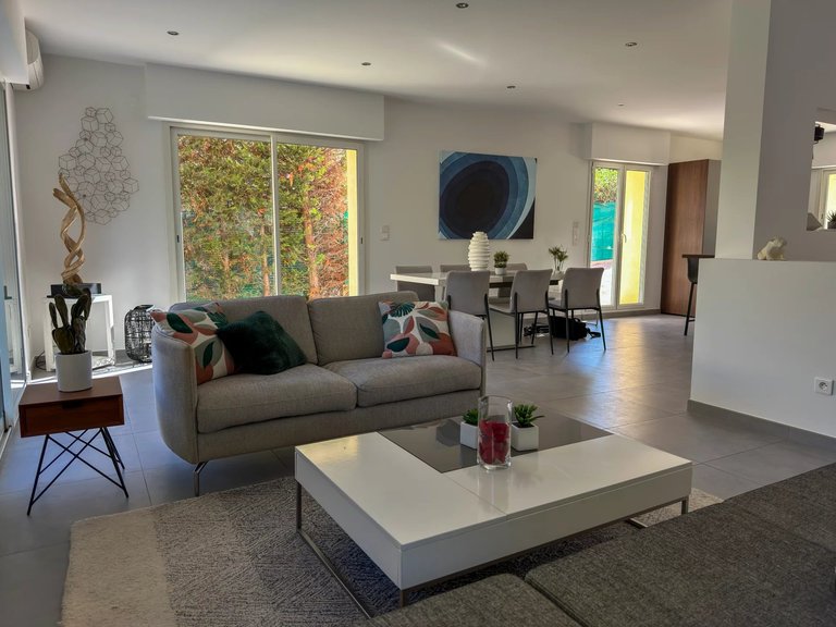 Villa for Sale in Cap D Antibes, Antibes Area 5