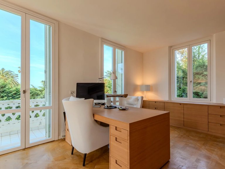Villa for Sale in Cap D Antibes, Antibes Area 19