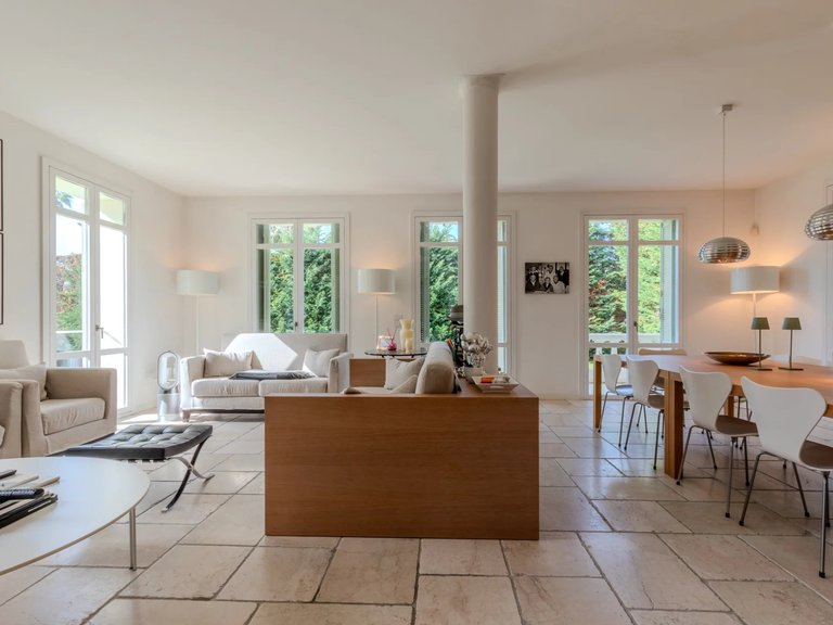 Villa for Sale in Cap D Antibes, Antibes Area 6
