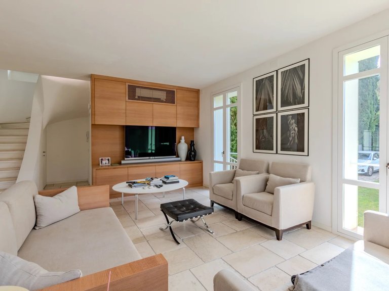 Villa for Sale in Cap D Antibes, Antibes Area 9