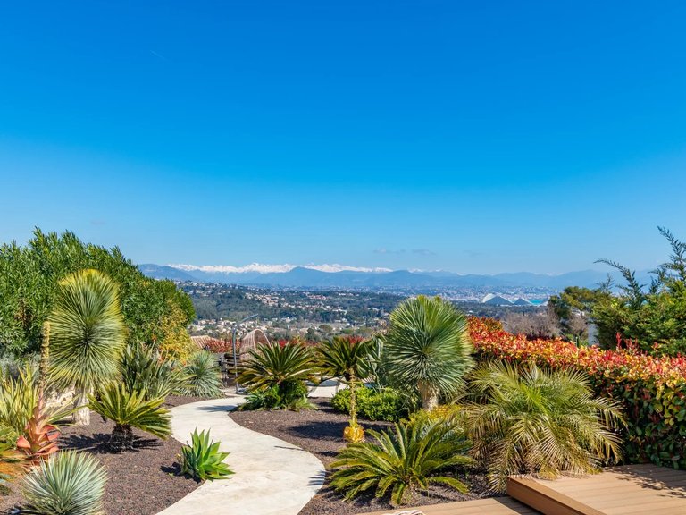 Villa for Sale in Antibes, Antibes Area 5