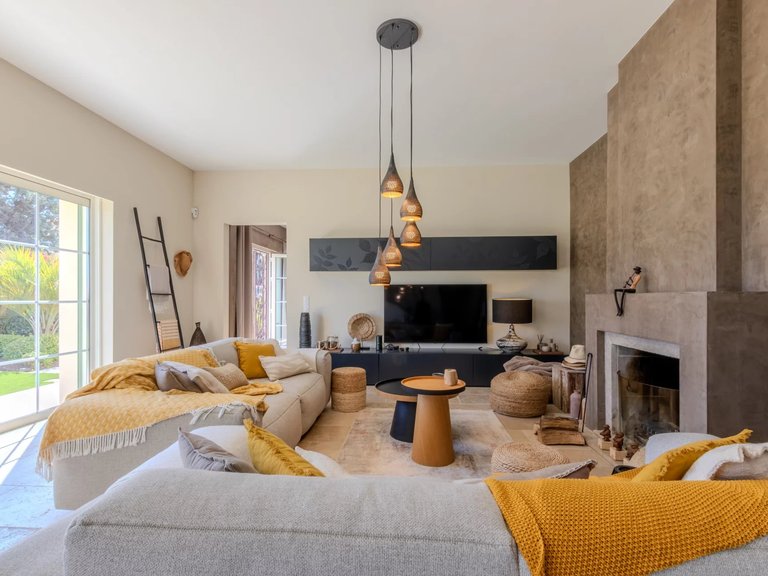 Villa for Sale in Antibes, Antibes Area 7