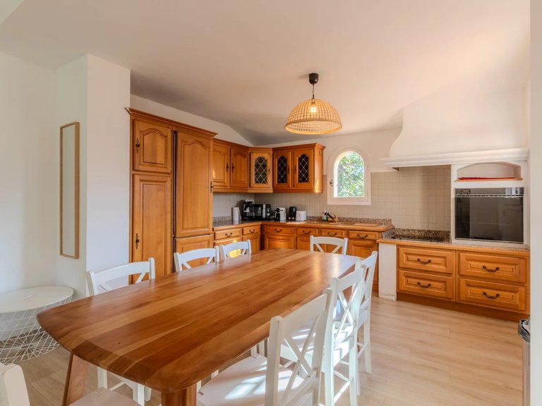 Villa for Sale in Antibes, Antibes Area 5