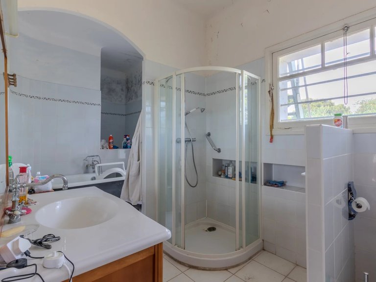 Villa for Sale in Cap D Antibes, Antibes Area 9