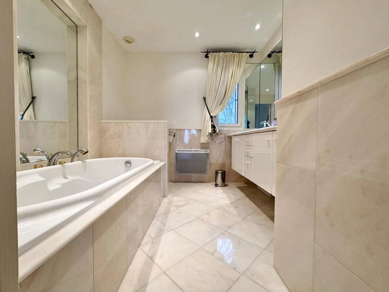 Villa for Sale in Cap D Antibes, Antibes Area 12
