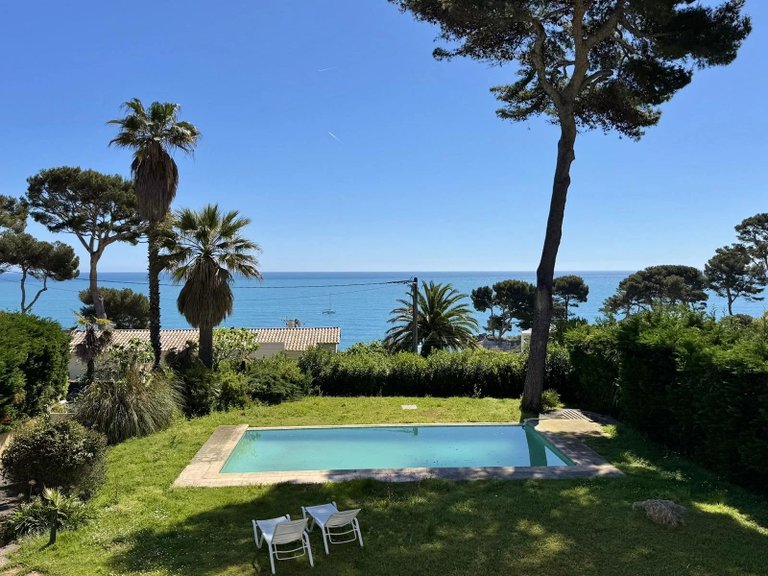 Villa for Sale in Cap D Antibes, Antibes Area 14