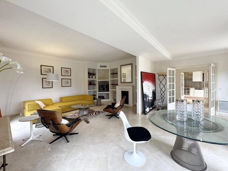 Villa for Sale in Cap D Antibes, Antibes Area 7