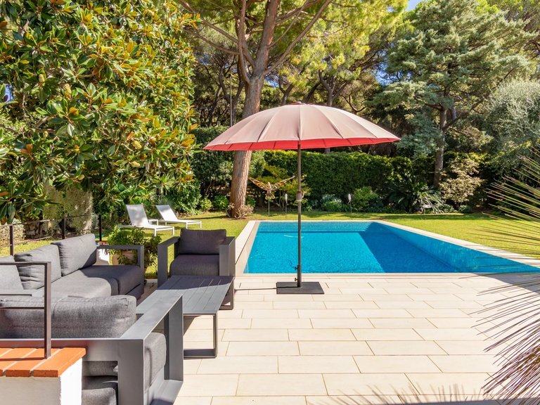 Villa for Sale in Cap D Antibes, Antibes Area 20
