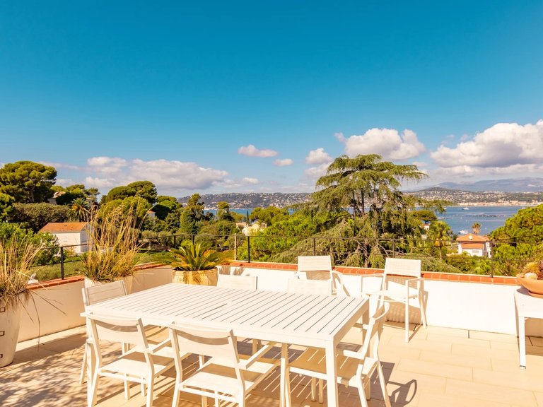 Villa for Sale in Cap D Antibes, Antibes Area 4