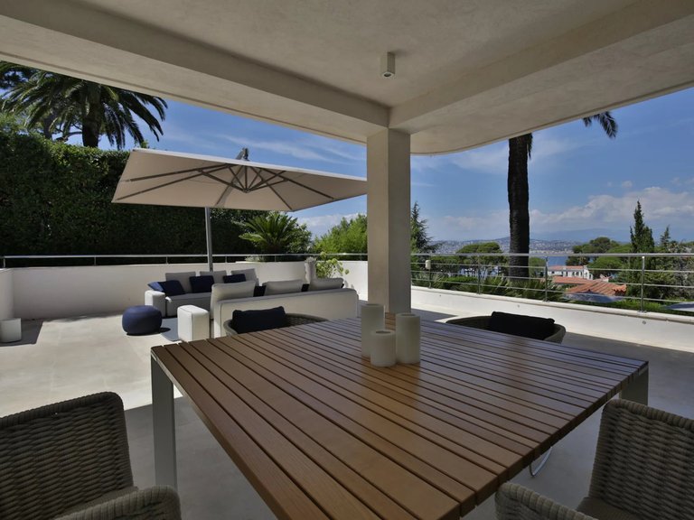 Villa for Sale in Cap D Antibes, Antibes Area 7