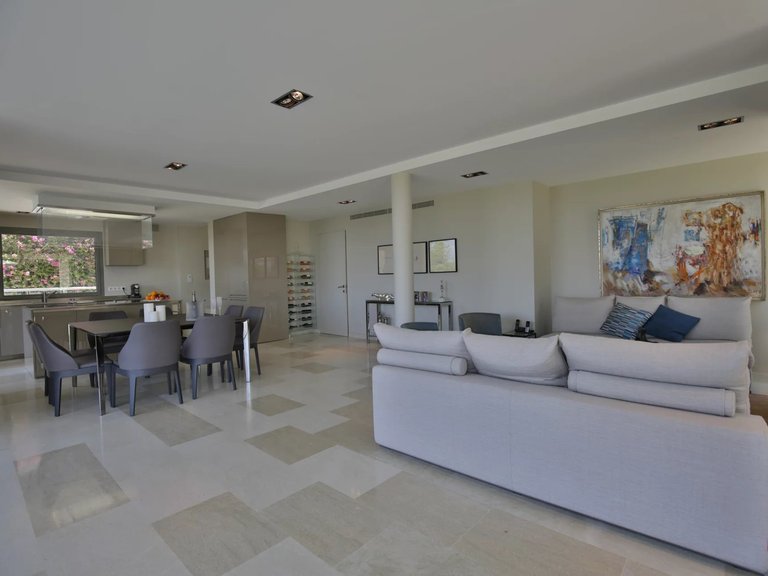Villa for Sale in Cap D Antibes, Antibes Area 9