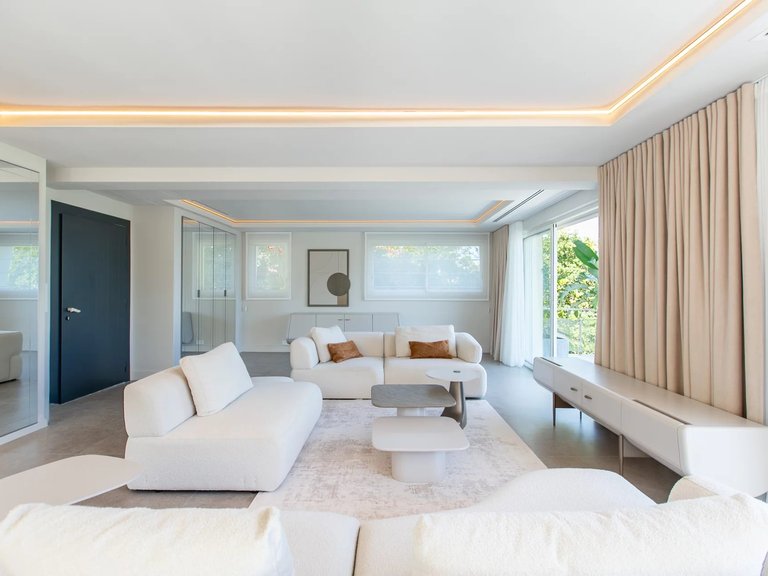 Villa for Sale in Cap D Antibes, Antibes Area 13