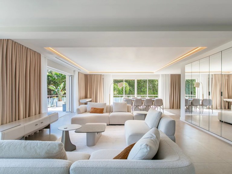 Villa for Sale in Cap D Antibes, Antibes Area 15