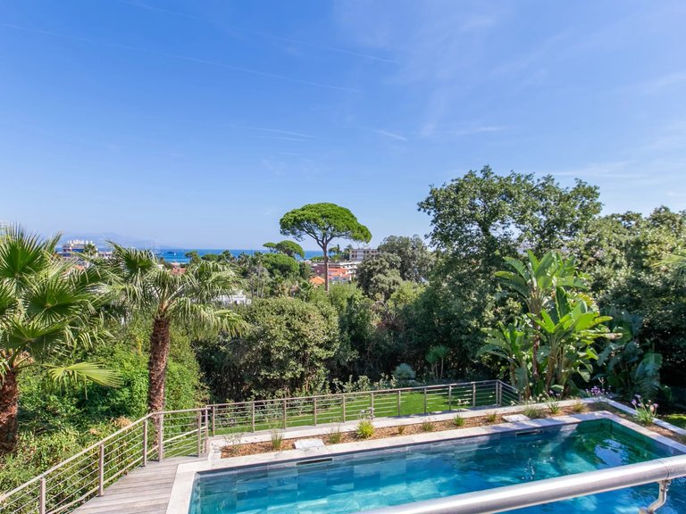 Villa for Sale in Cap D Antibes, Antibes Area 17