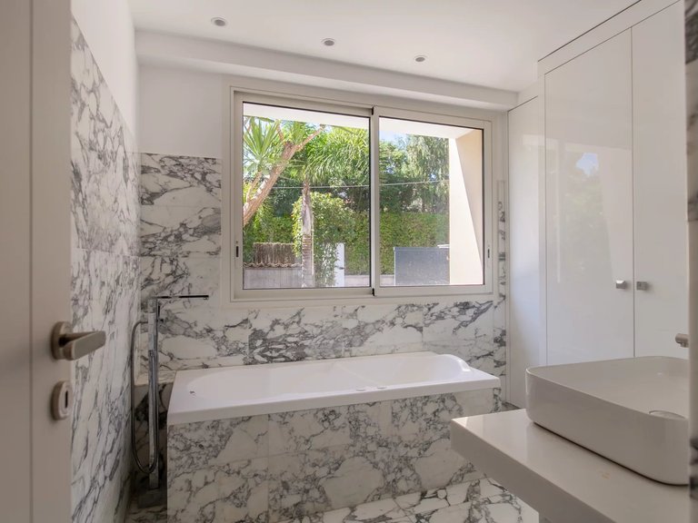Villa for Sale in Cap D Antibes, Antibes Area 19