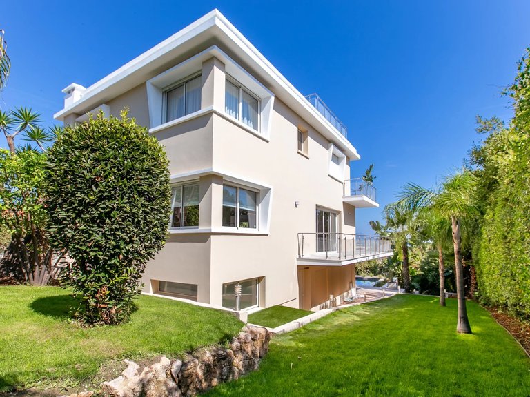 Villa for Sale in Cap D Antibes, Antibes Area 4