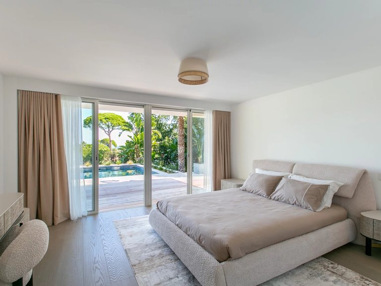 Villa for Sale in Cap D Antibes, Antibes Area 7