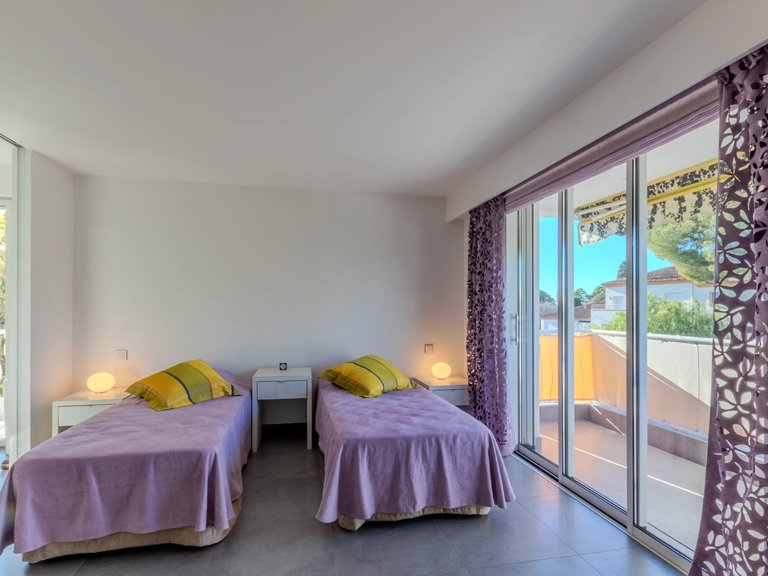 Apartment for Sale in Antibes, Antibes Area 13