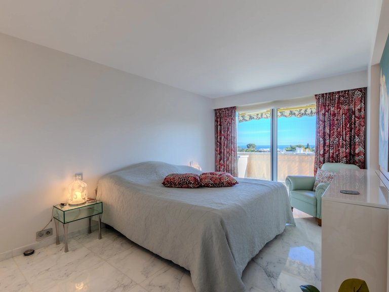 Apartment for Sale in Antibes, Antibes Area 14