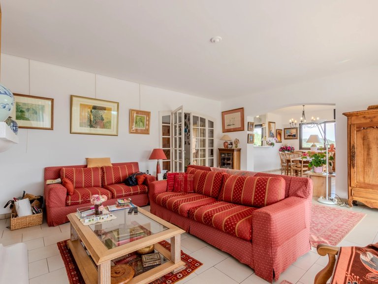 Villa for Sale in Antibes, Antibes Area 14
