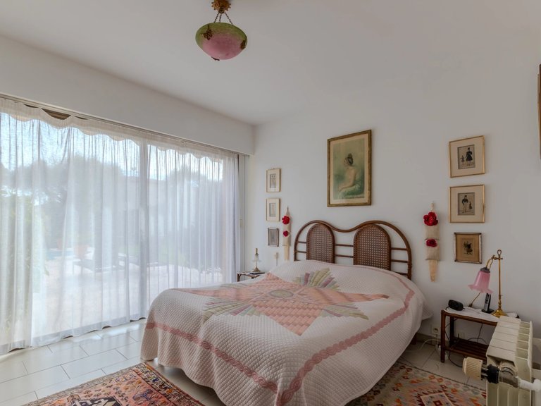 Villa for Sale in Antibes, Antibes Area 15
