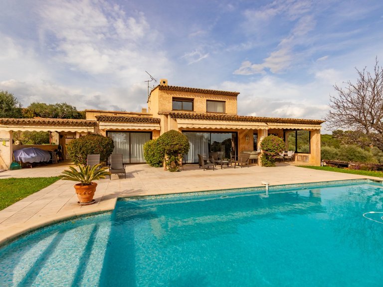 Villa for Sale in Antibes, Antibes Area 6