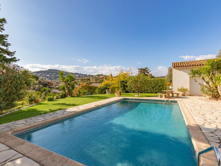 Villa for Sale in Antibes, Antibes Area 7