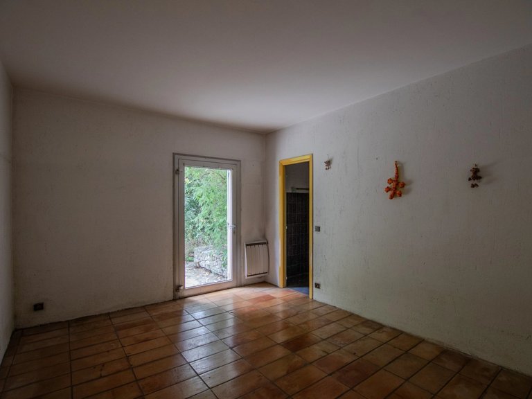 Villa for Sale in Antibes, Antibes Area 13