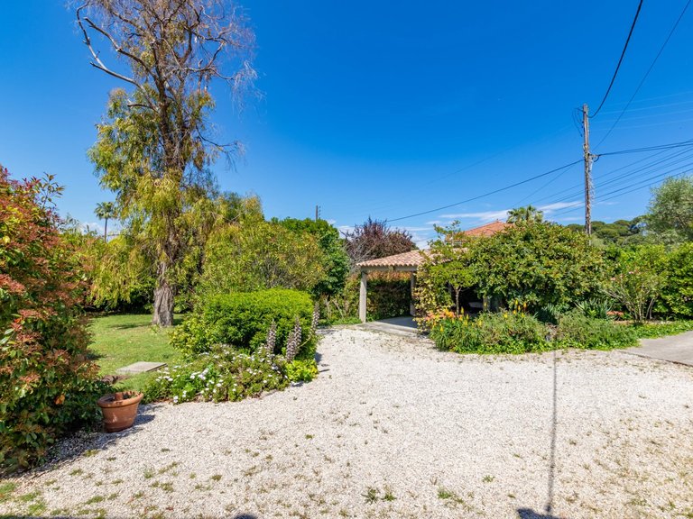Villa for Sale in Cap D Antibes, Antibes Area 5