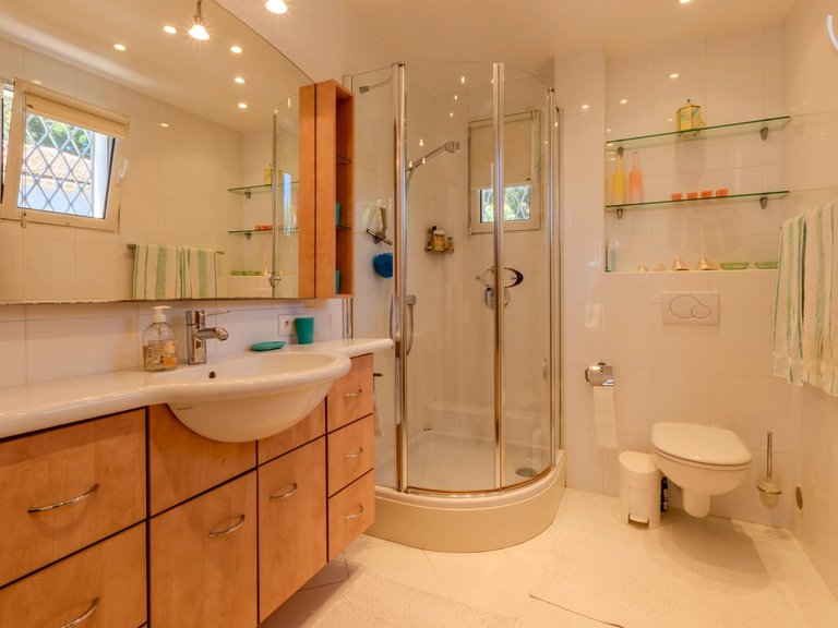 Villa for Sale in Antibes, Antibes Area 12
