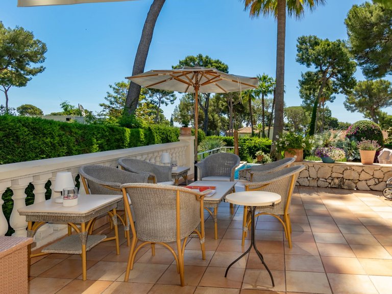 Villa for Sale in Antibes, Antibes Area 13