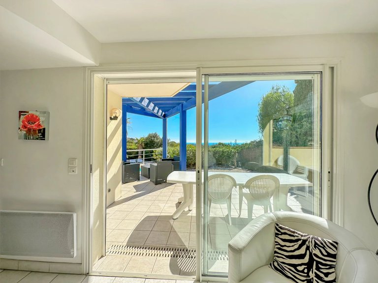 Villa for Sale in La Croix Valmer, St. Tropez, Grimaud Area 7