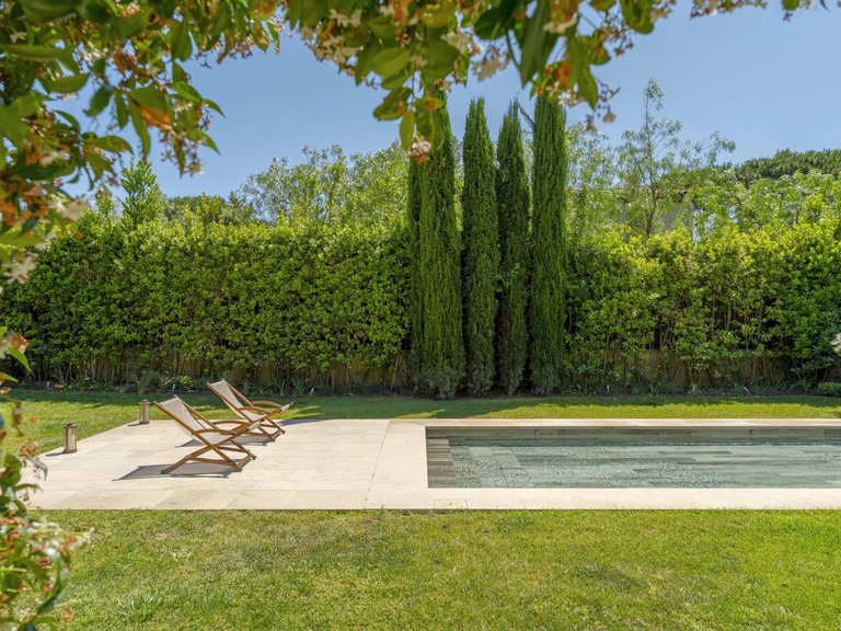 Villa for Sale in Saint Tropez, St. Tropez, Grimaud Area 18