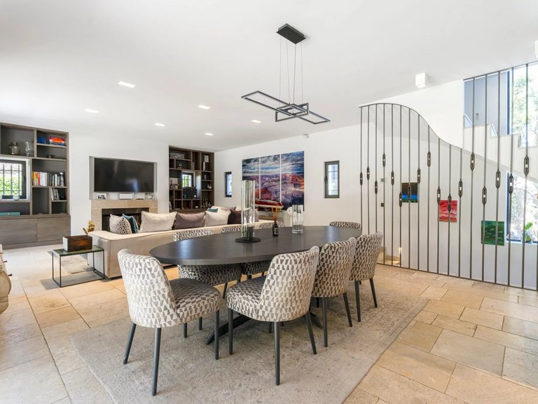 Villa for Sale in Saint Tropez, St. Tropez, Grimaud Area 5