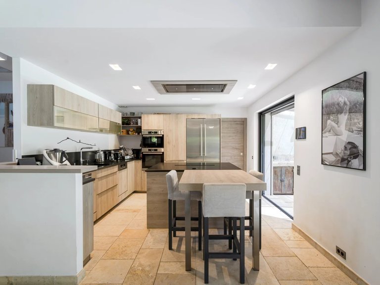 Villa for Sale in Saint Tropez, St. Tropez, Grimaud Area 7