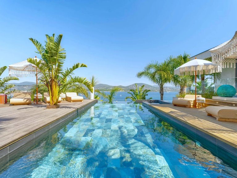 Villa for Sale in Gassin, St. Tropez, Grimaud Area 14