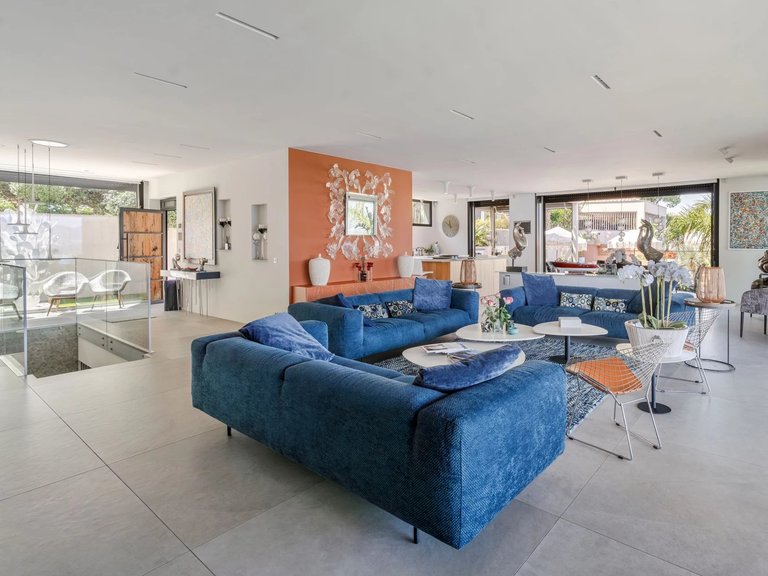 Villa for Sale in Gassin, St. Tropez, Grimaud Area 10